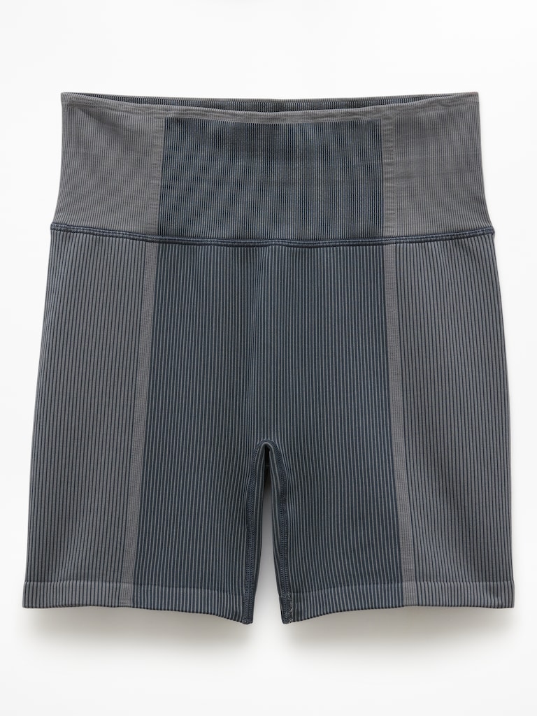 Recharge Seamless 5" Short