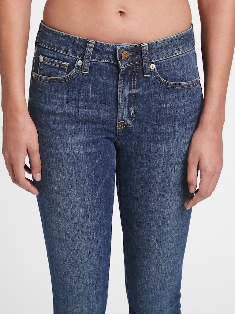 Mid Rise Curvy True Skinny Jeans