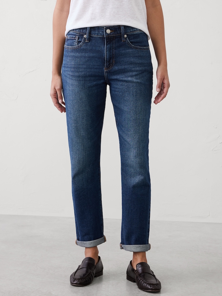 Girlfriend Mid-Rise Jean