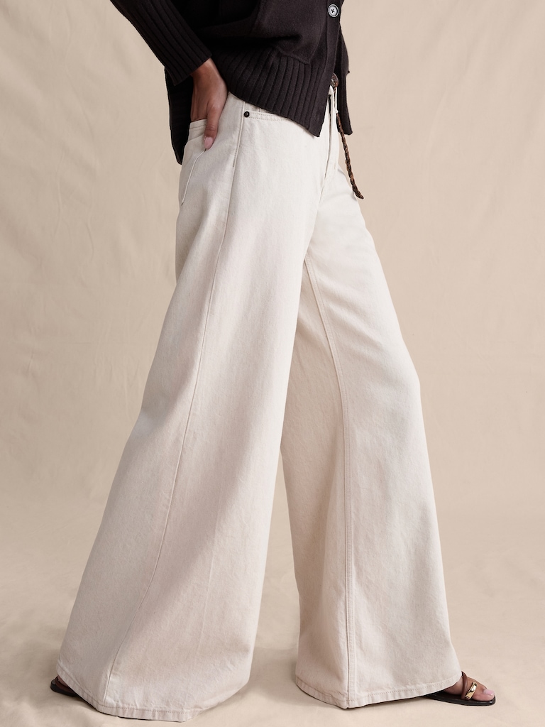 High-Rise Wide-Leg Lightweight Palazzo Jean