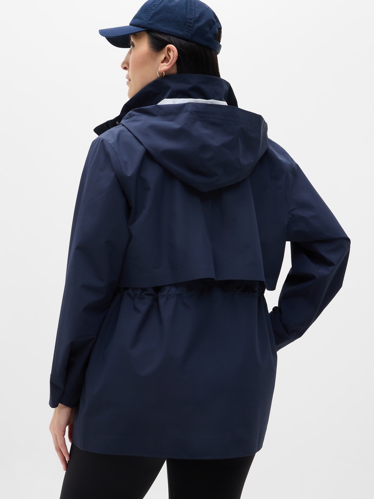 RainOut Solara Short Trench