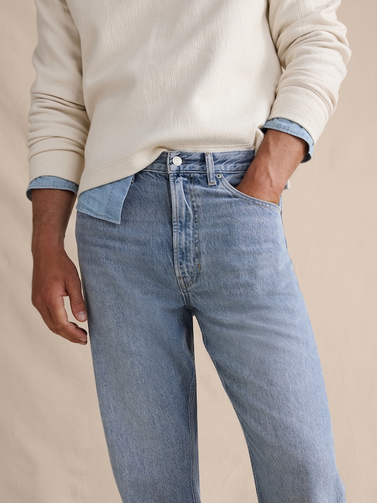 Relaxed-Straight Lightweight Jean