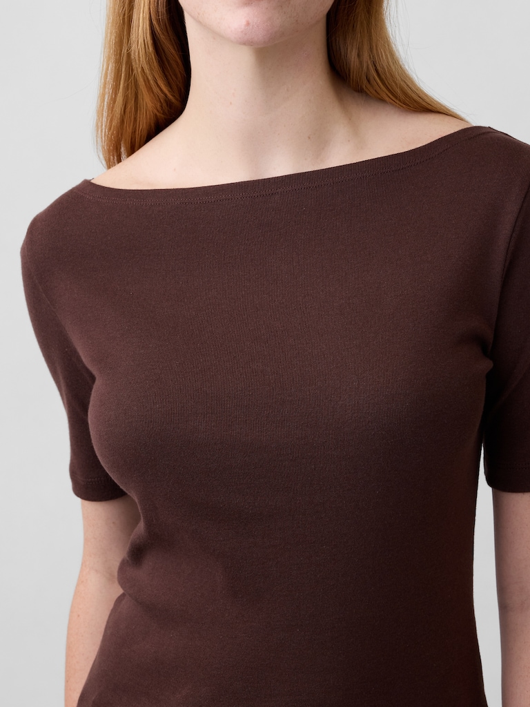 Modern Ribbed Boatneck T-Shirt