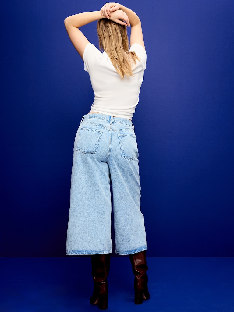Mid-Rise Baggy Cropped Jeans
