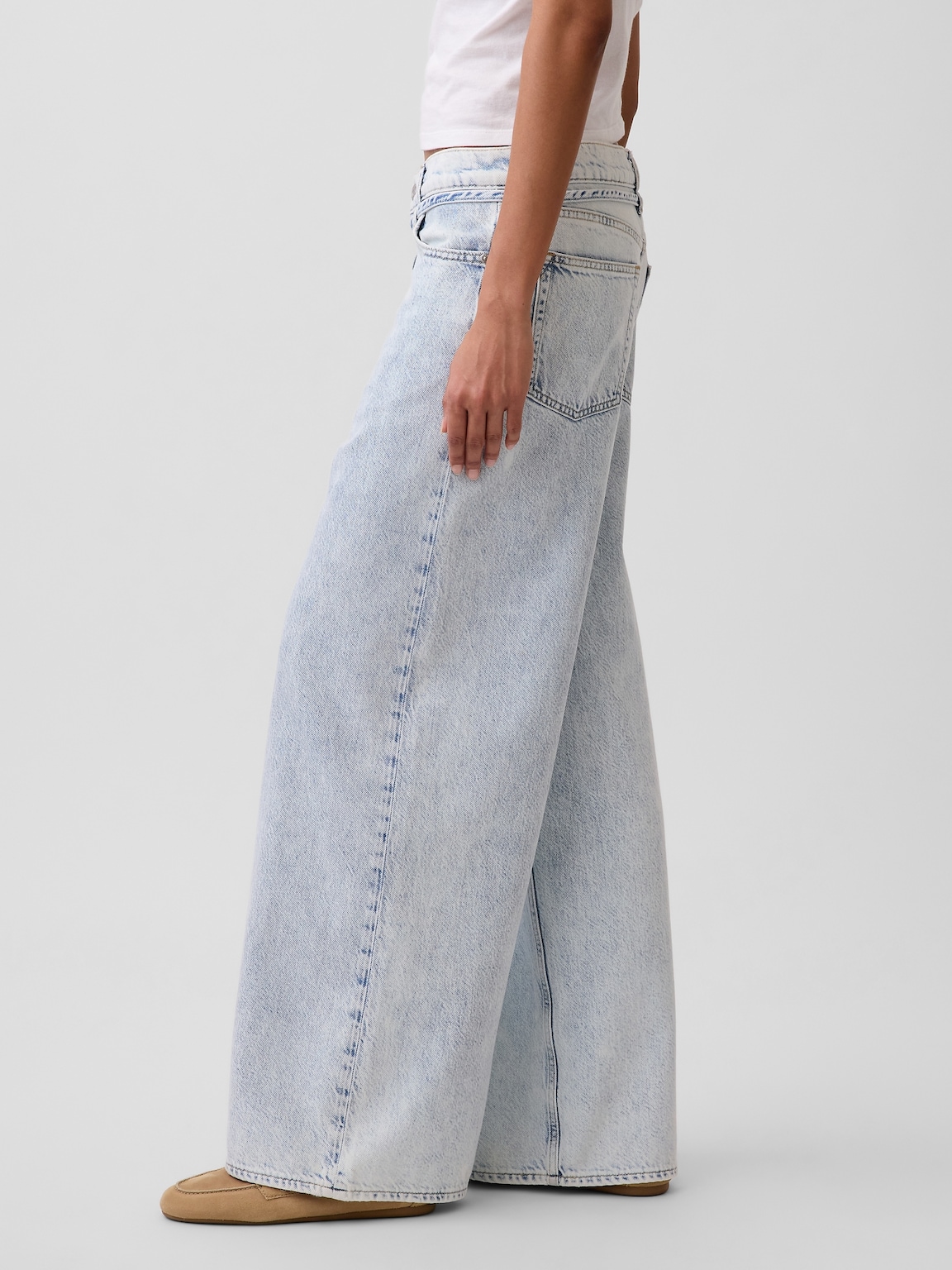 Mid Rise UltraSoft Baggy Micro Belt Jeans