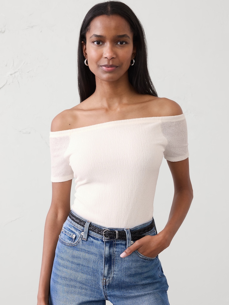 Off-Shoulder Jacquard Crinkle Top
