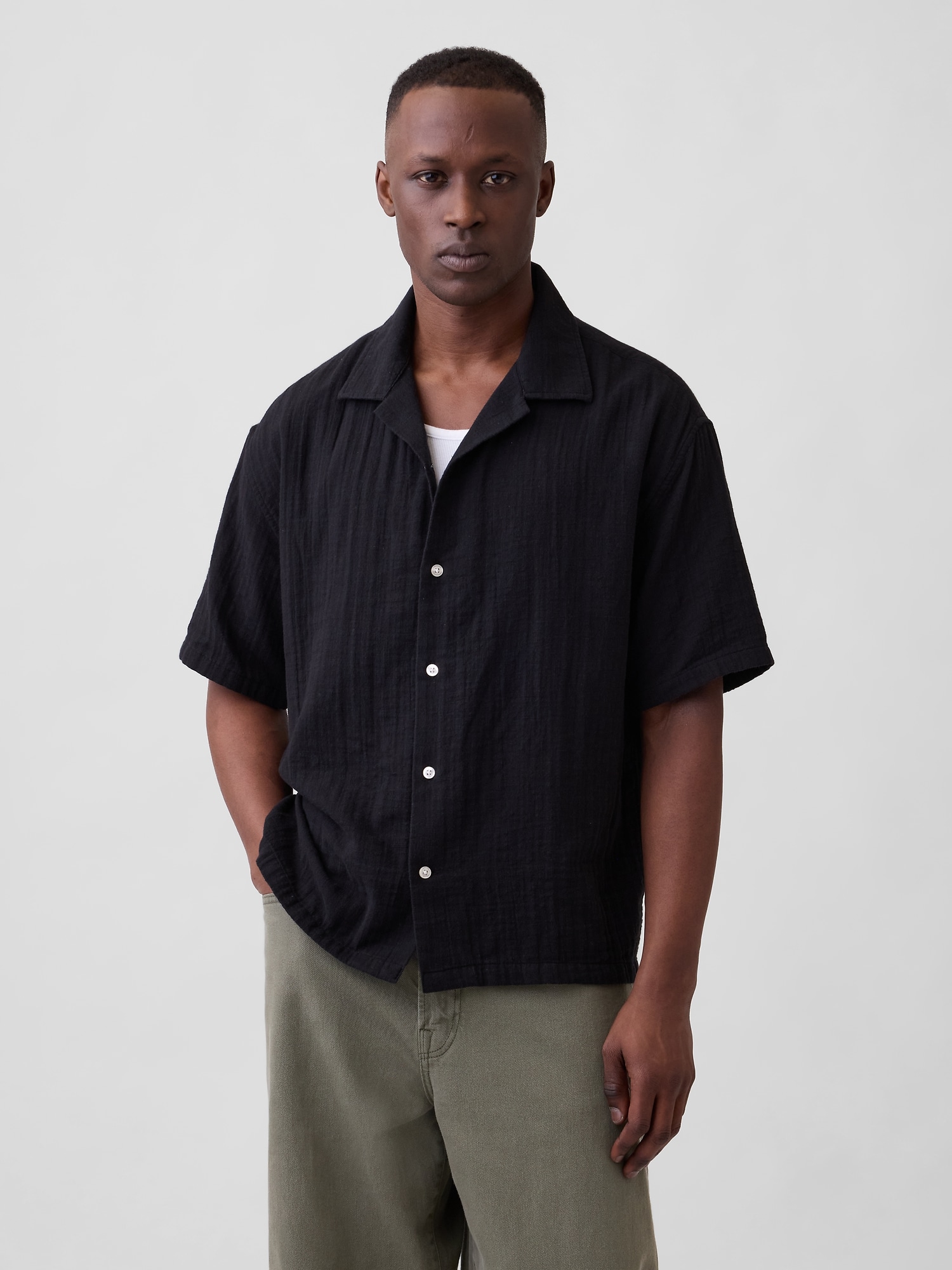 Gauze & Linen Clothes for Men | Gap Factory
