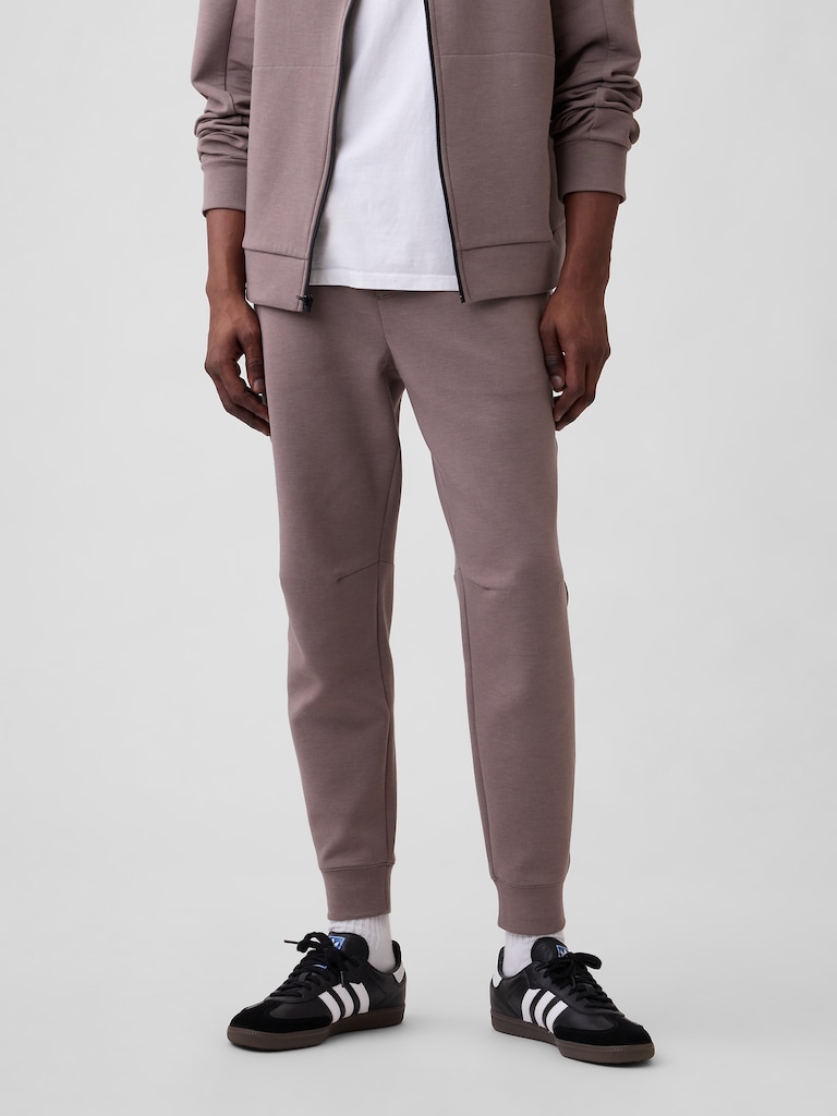 GapFit Performance Joggers