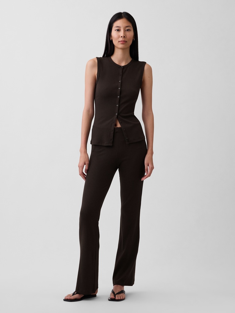 Modern Wide Rib Button-Front Top