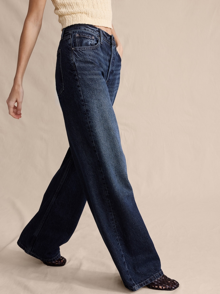 Mid-Rise Baggy-Straight Lightweight Jean