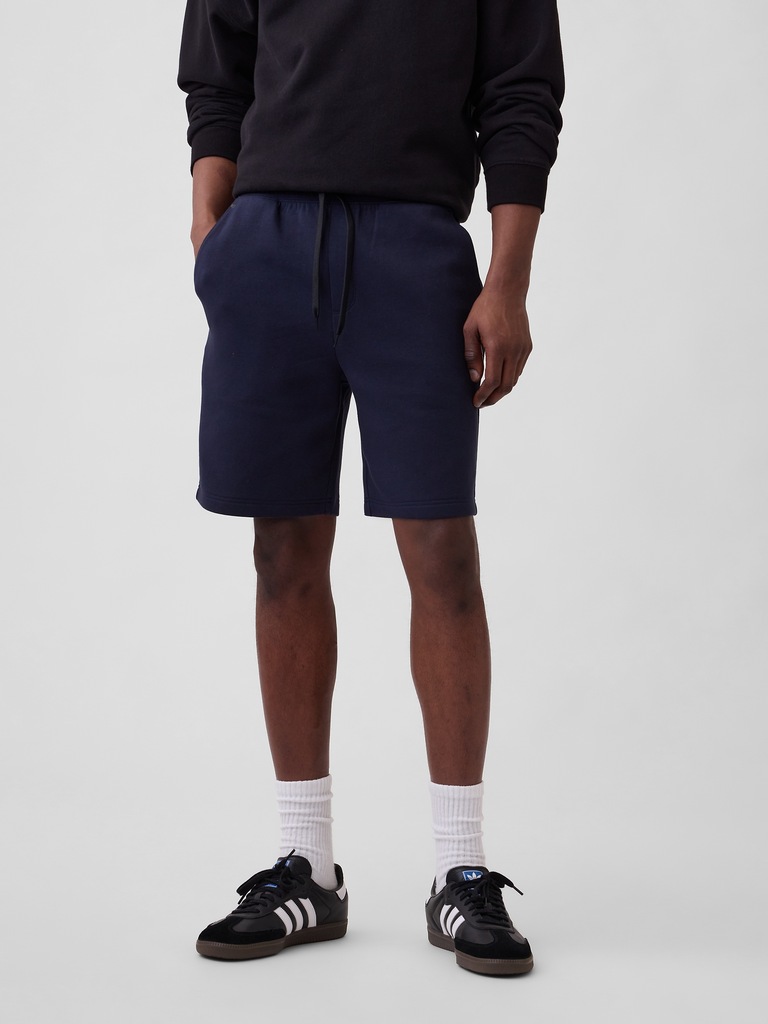 GapFit 8" Performance Shorts