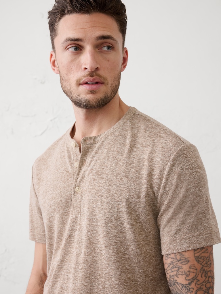 Standard-Fit Linen-Blend Henley