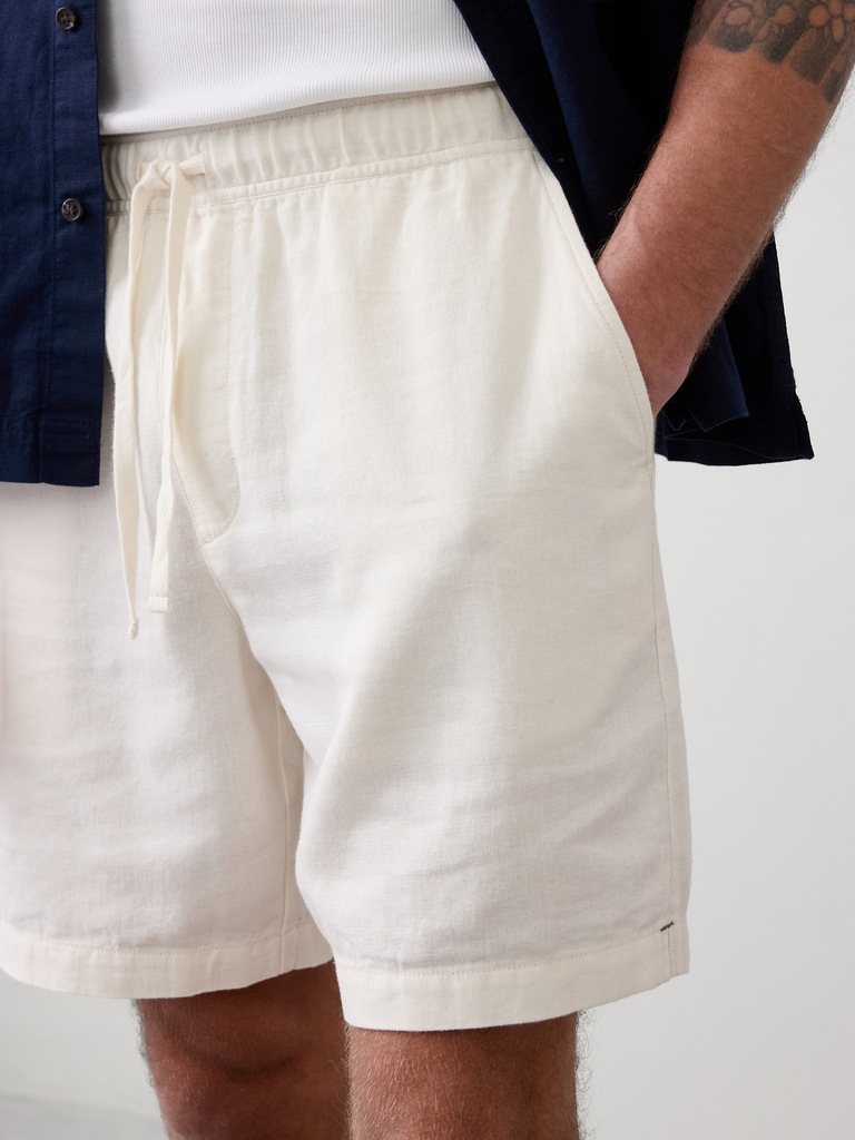 Standard-Fit 7" Linen-Blend Deck Short