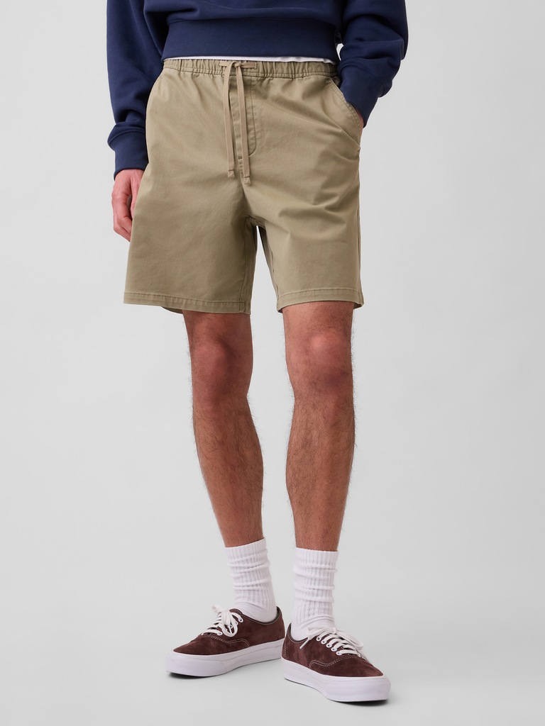 7" Essential Pull-On Khaki Shorts