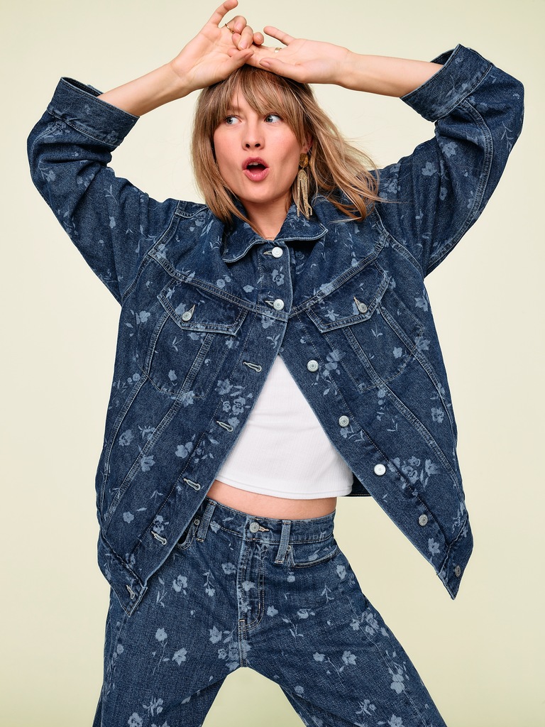 High-Waisted Barrel Ankle Jeans