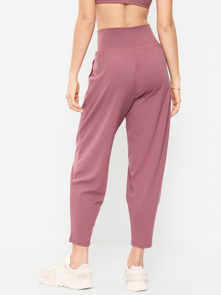 High-Waisted StudioSmooth Jogger