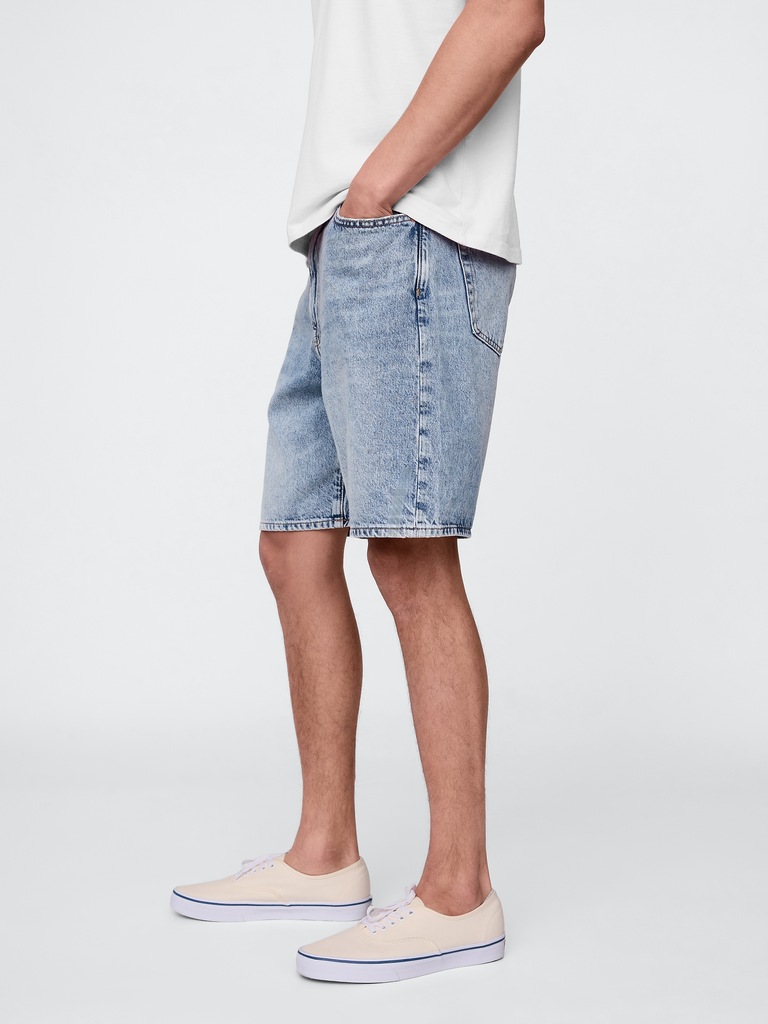 '90s Loose Denim Shorts