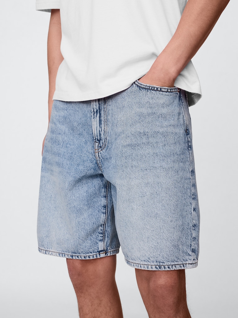 '90s Loose Denim Shorts