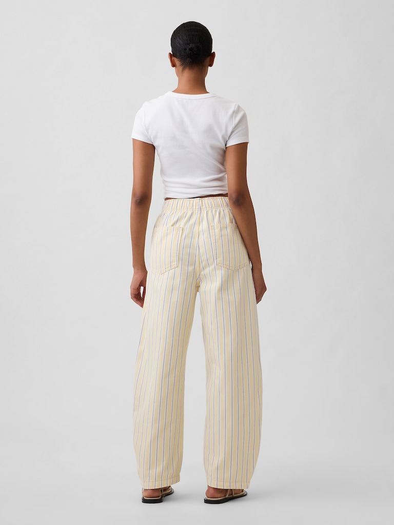 Mid Rise Stripe Pull-On Barrel Jeans