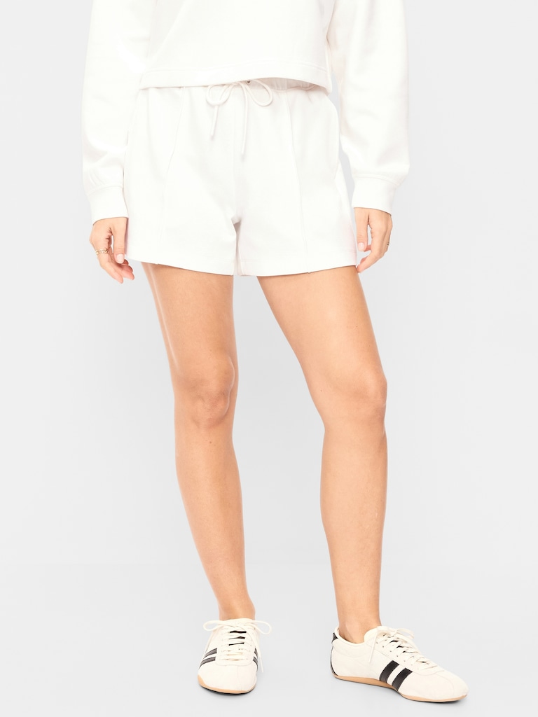 Relaxed Dynamic Fleece Shorts