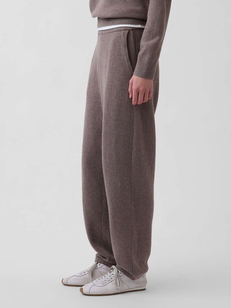 CashSoft Baggy Joggers