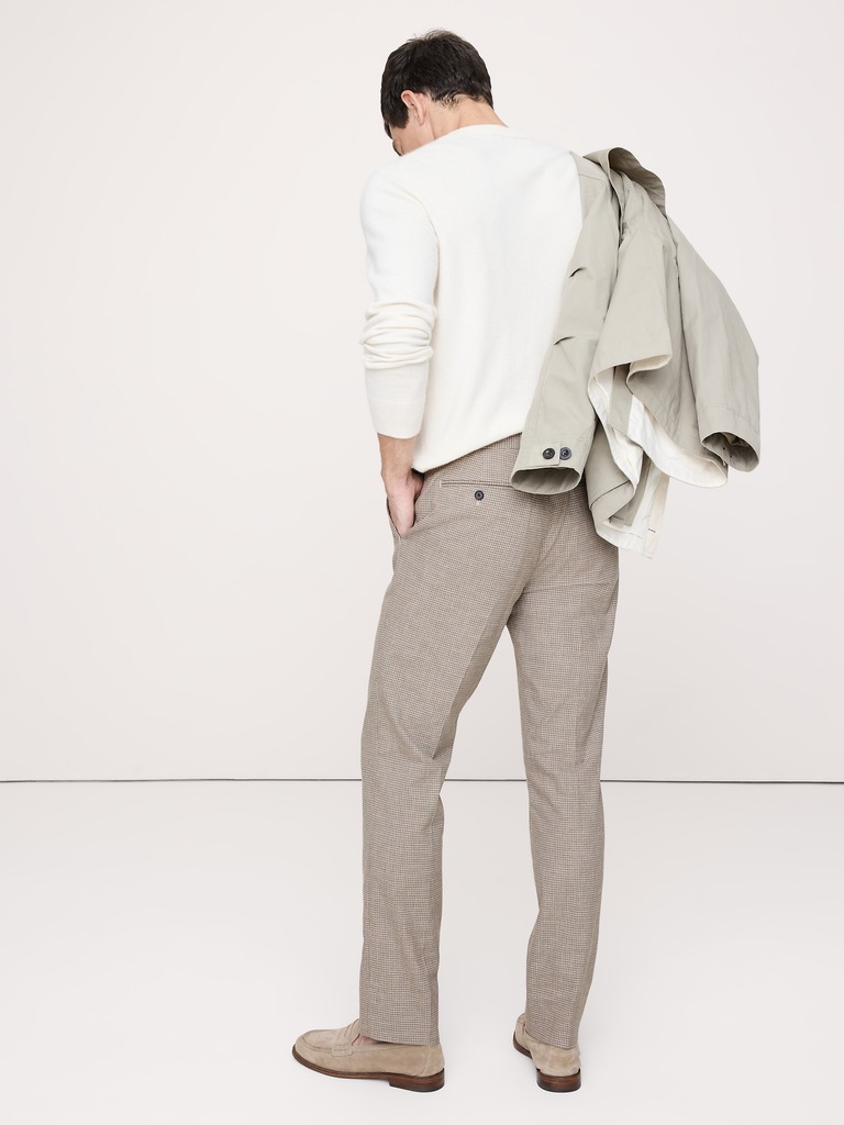 Slim Wrinkle-Resistant Dress Pant