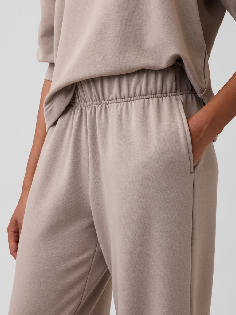 CloudLight Wide-Leg Sweatpants