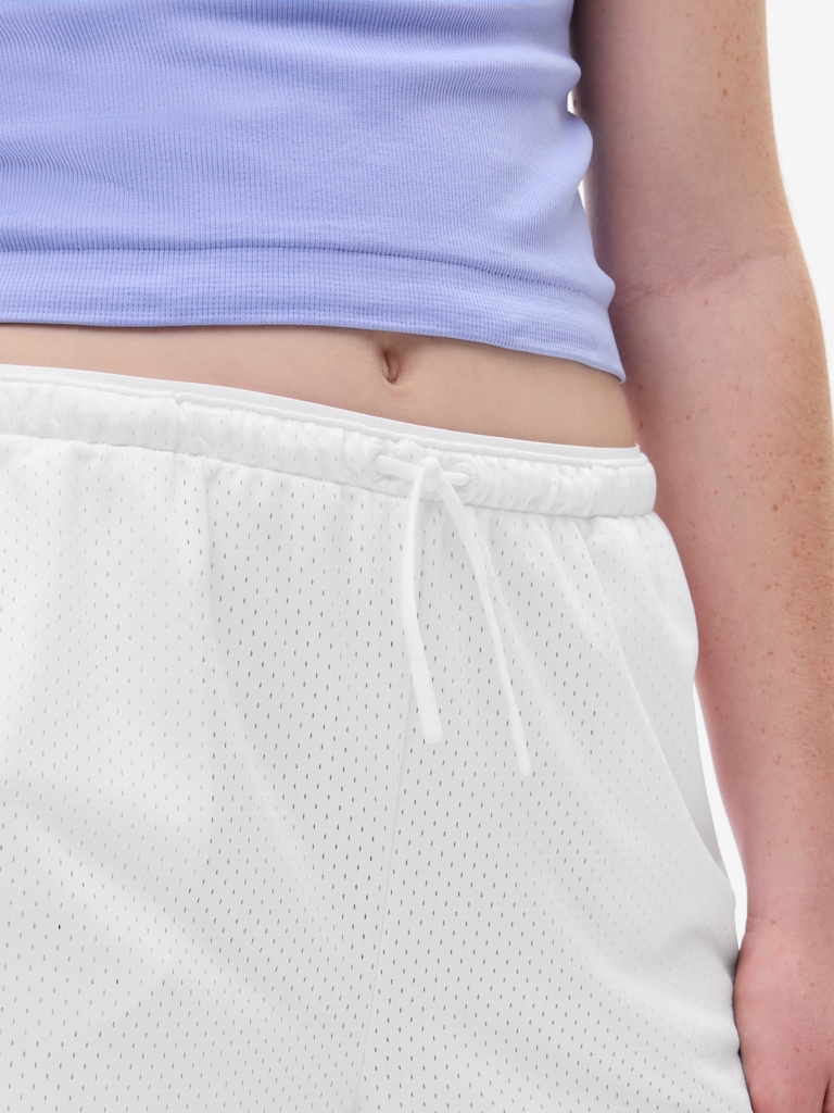 Athleta Girl Gamechanger Mesh 4" Short