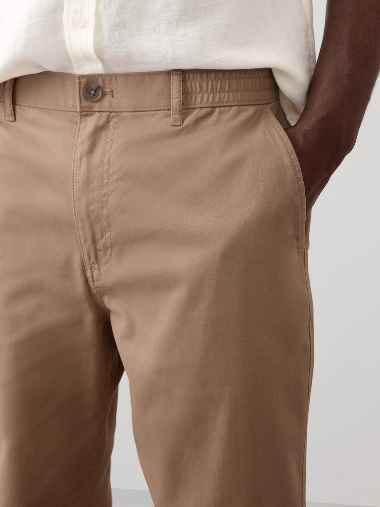 Athletic-Fit Summerweight Chino