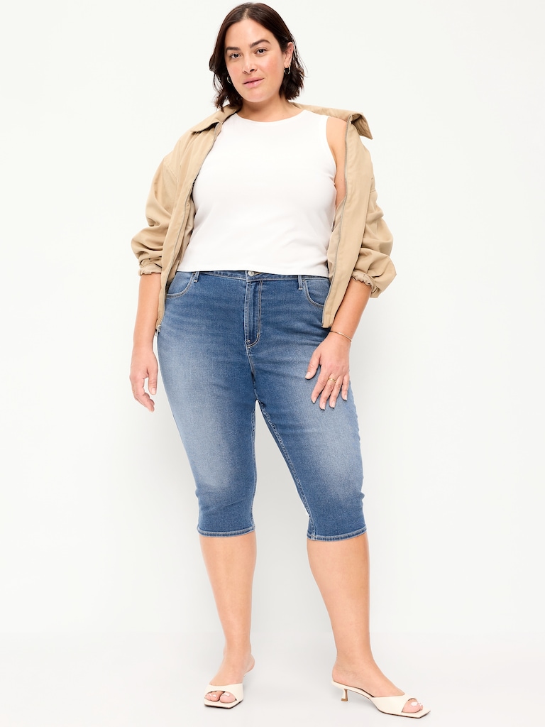 High-Waisted Wow Capri Jeans