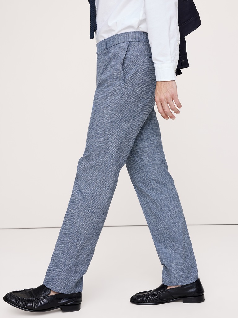 Slim Wrinkle-Resistant Dress Pant