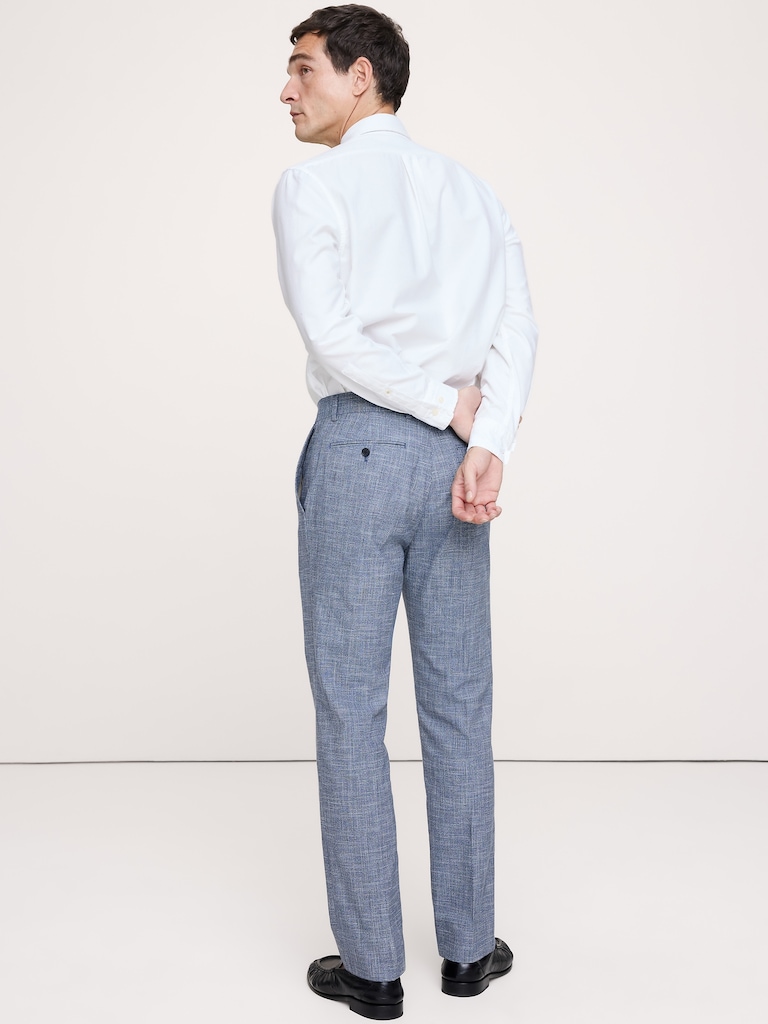 Slim Wrinkle-Resistant Dress Pant