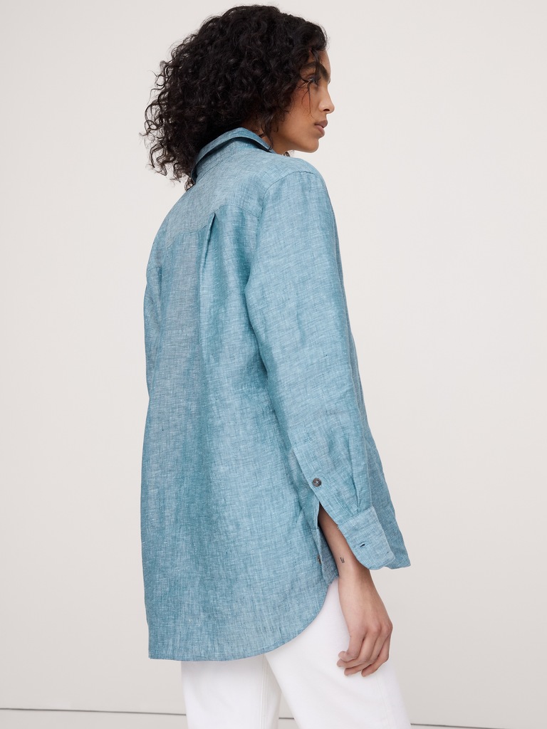 The Oversized Linen Shirt