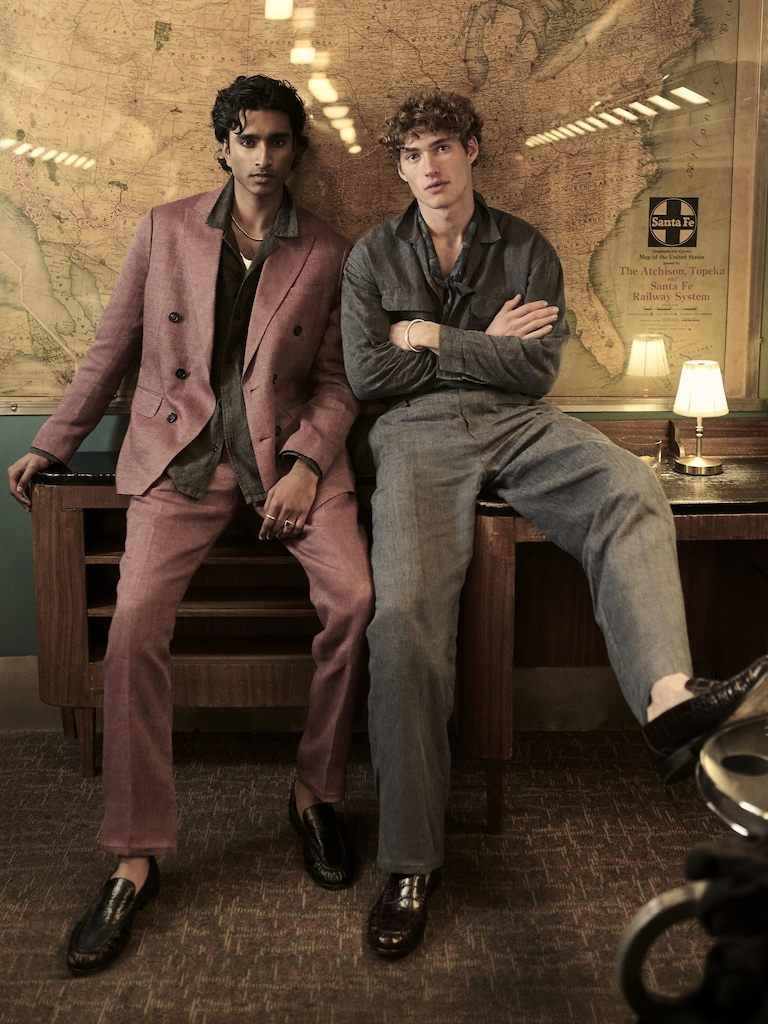 Relaxed-Fit Linen Resort Shirt