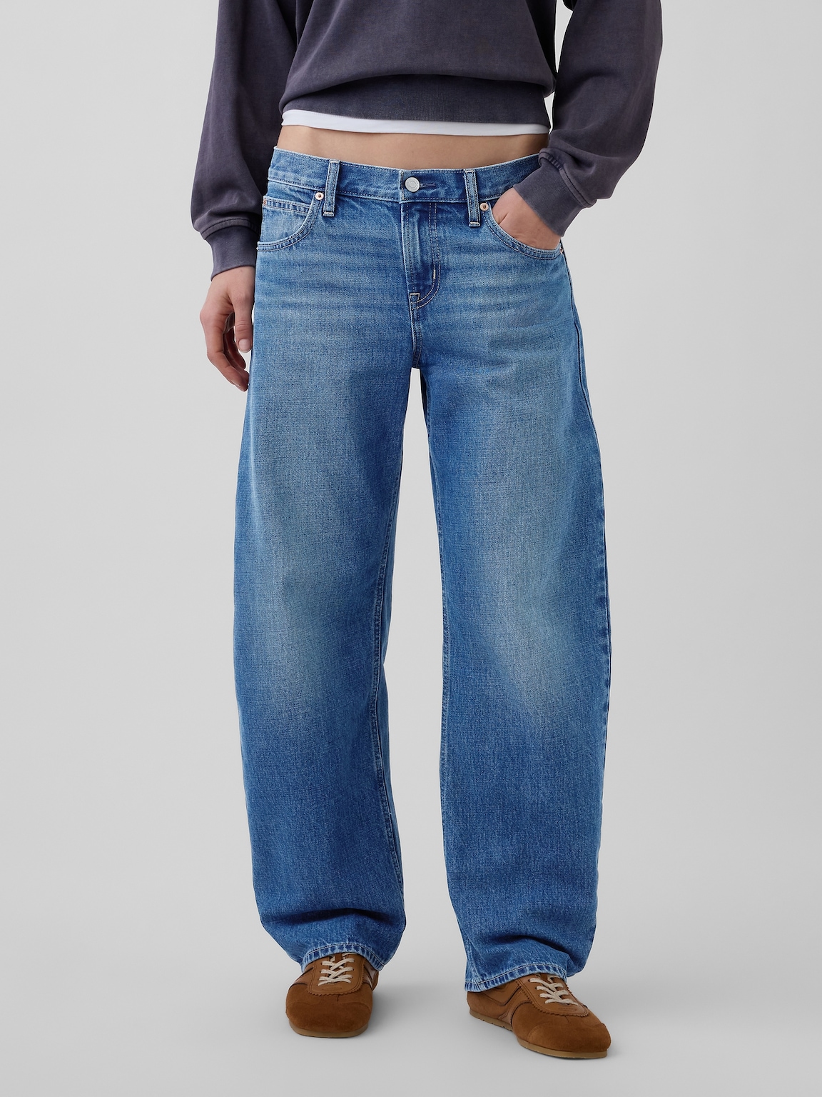 Low Rise Barrel Jeans