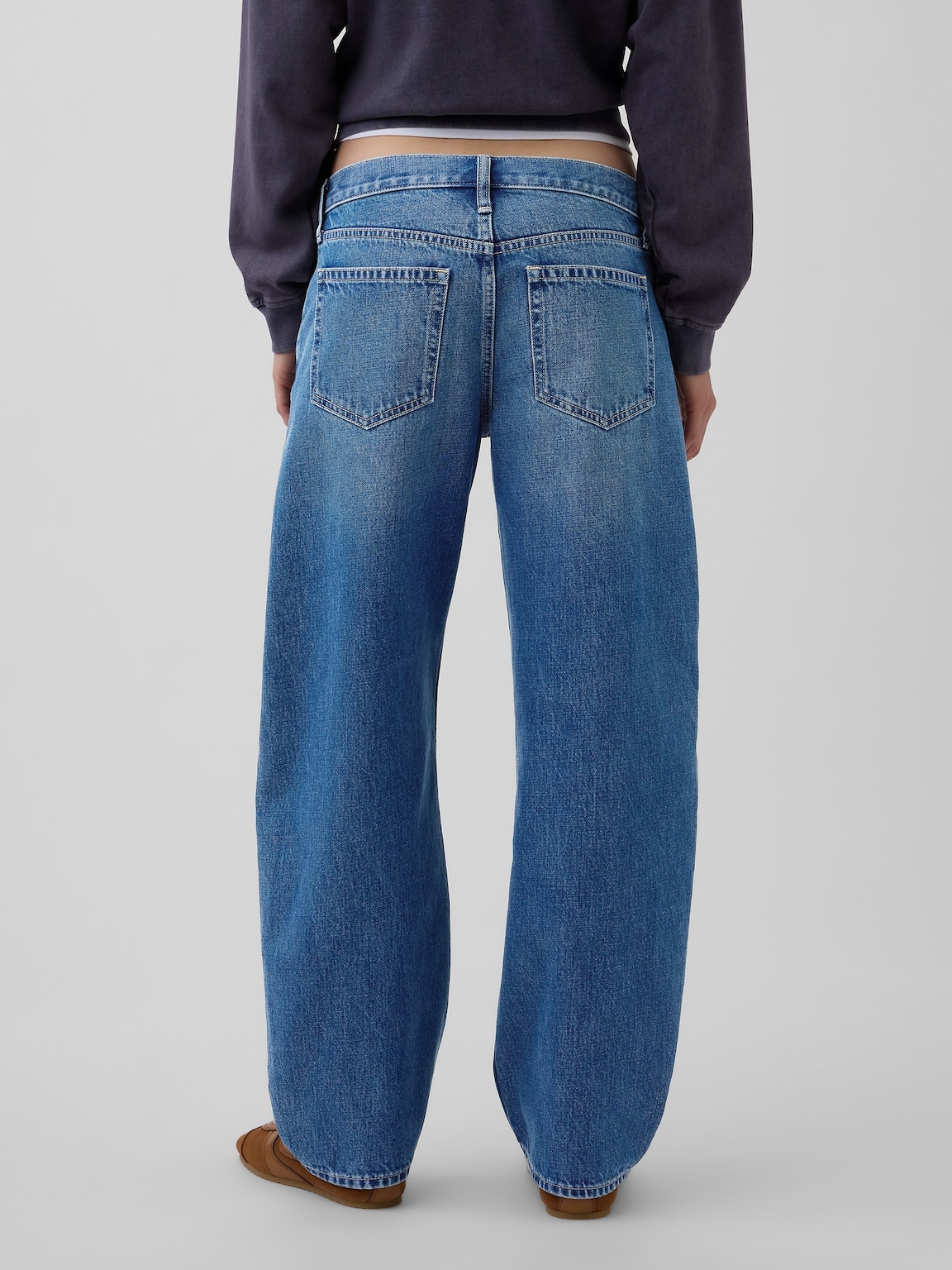 Low Rise Barrel Jeans
