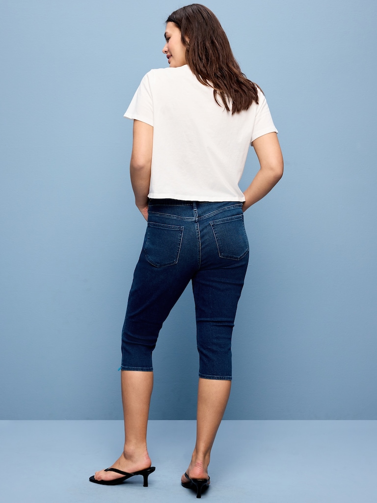 High-Waisted Wow Capri Jeans