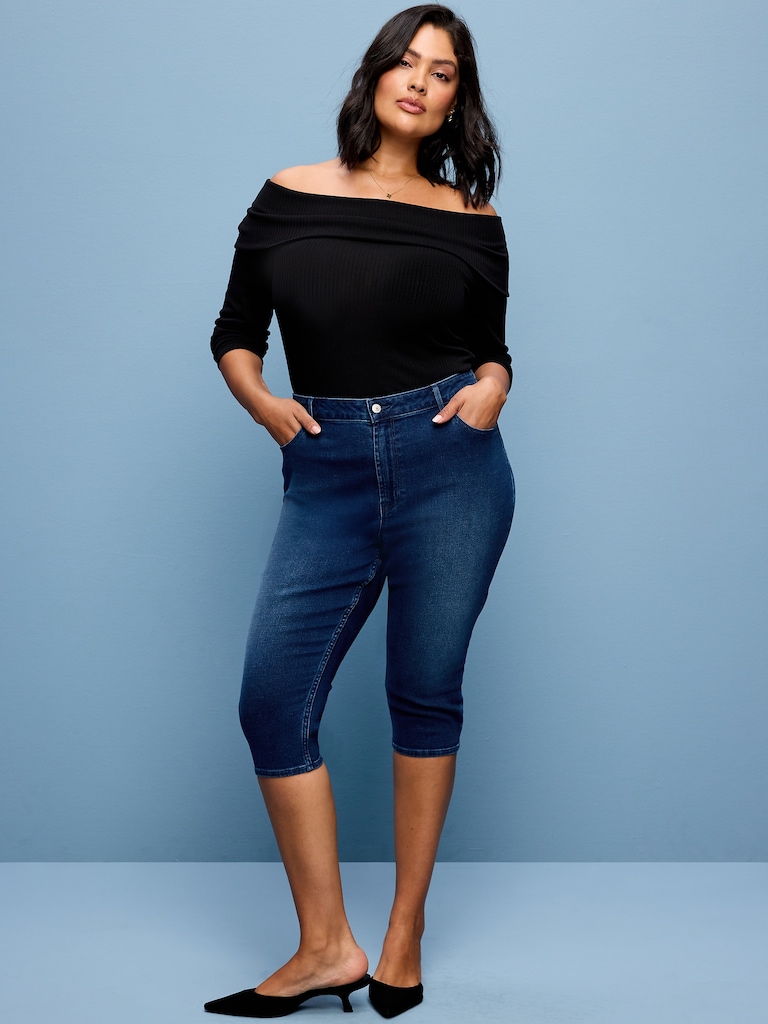 High-Waisted Wow Capri Jeans