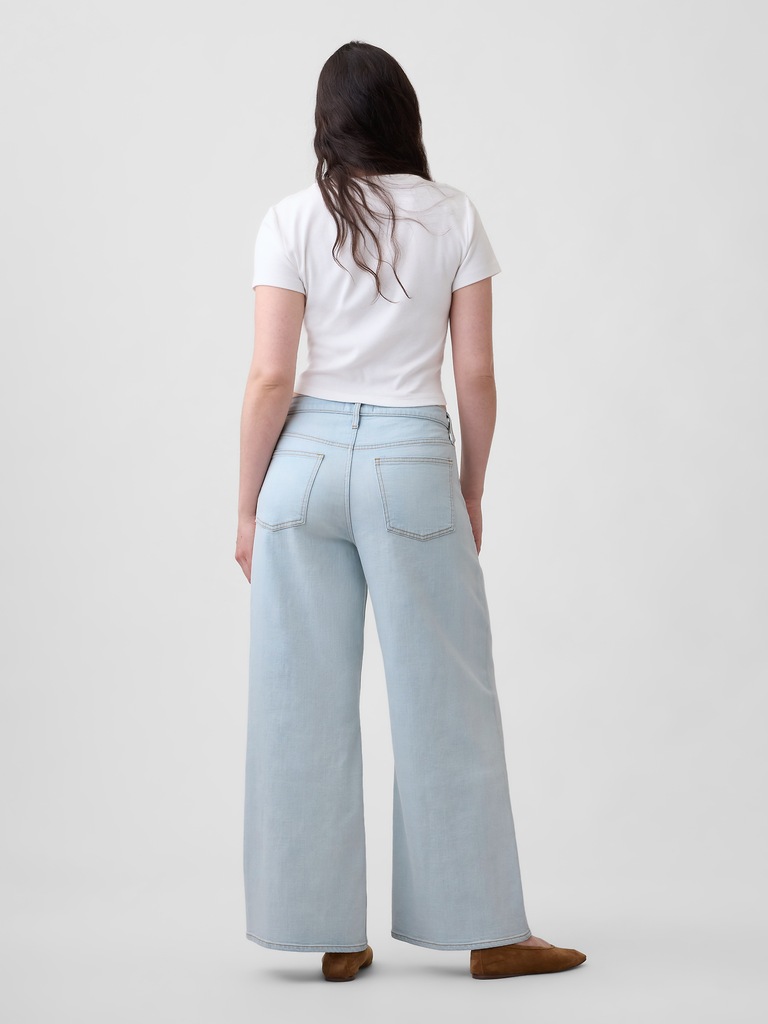 Mid Rise Wide-Leg Jeans