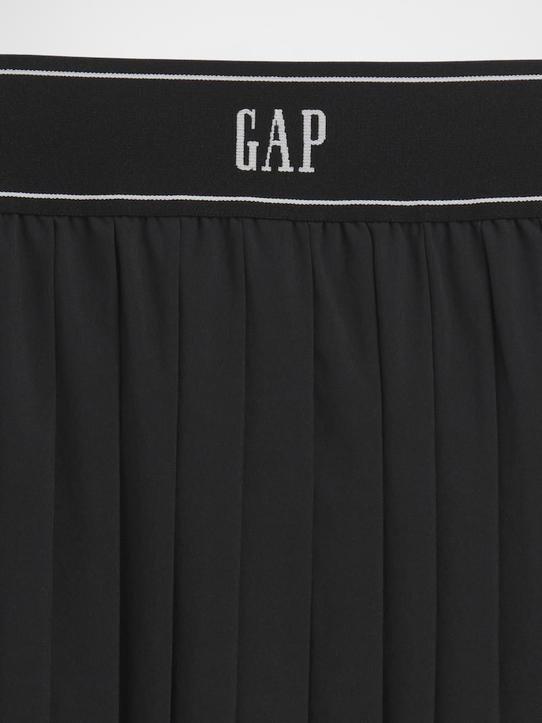 GapFit Pleated Exercise Skort
