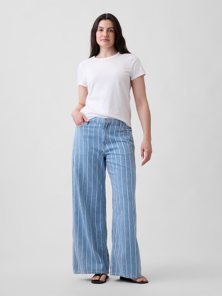 Mid Rise SuperLight Wide-Leg Jeans