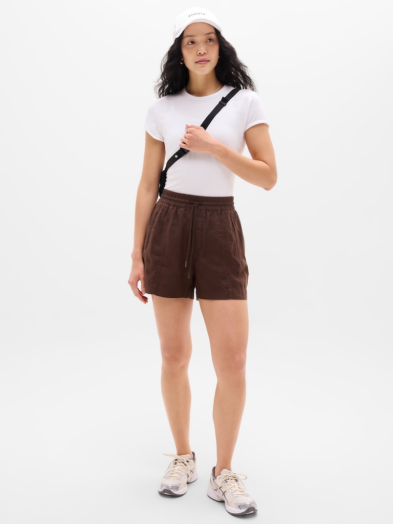 Retreat Linen Mid Rise 4" Short