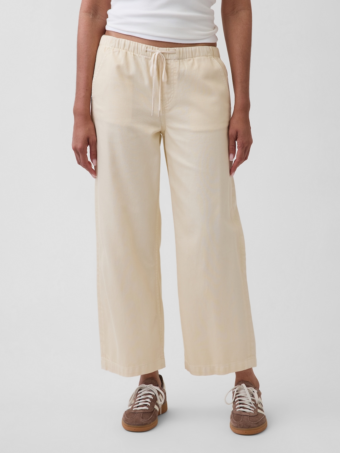 Low Rise UltraSoft '90s Loose Easy Crop Jeans