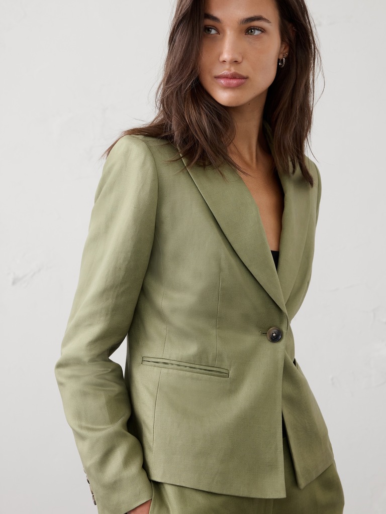 Linen-Tencel Fitted Blazer