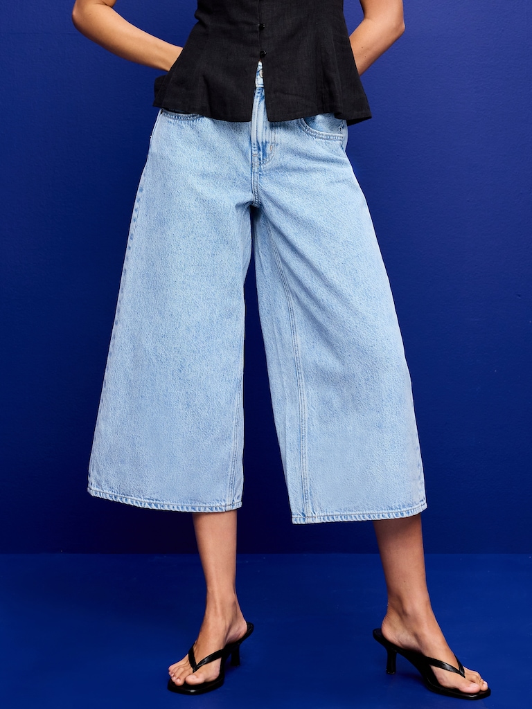 Mid-Rise Baggy Cropped Jeans