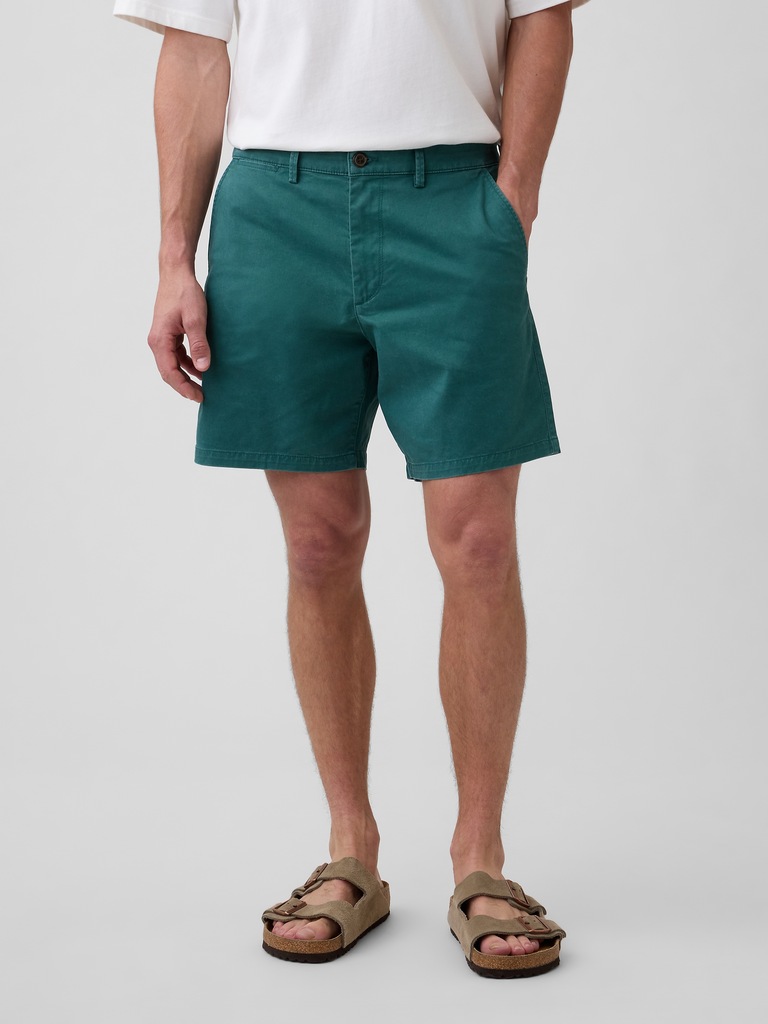 7" Essential Khaki Shorts