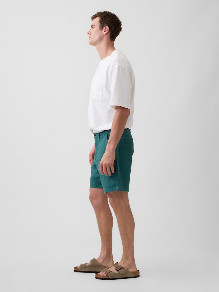 7" Essential Khaki Shorts
