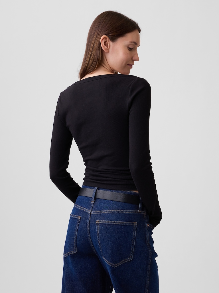 Ribbed V-Neck T-Shirt