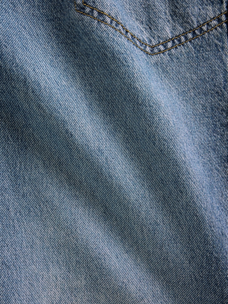 Low Rise '90s Loose Easy Crop Jeans