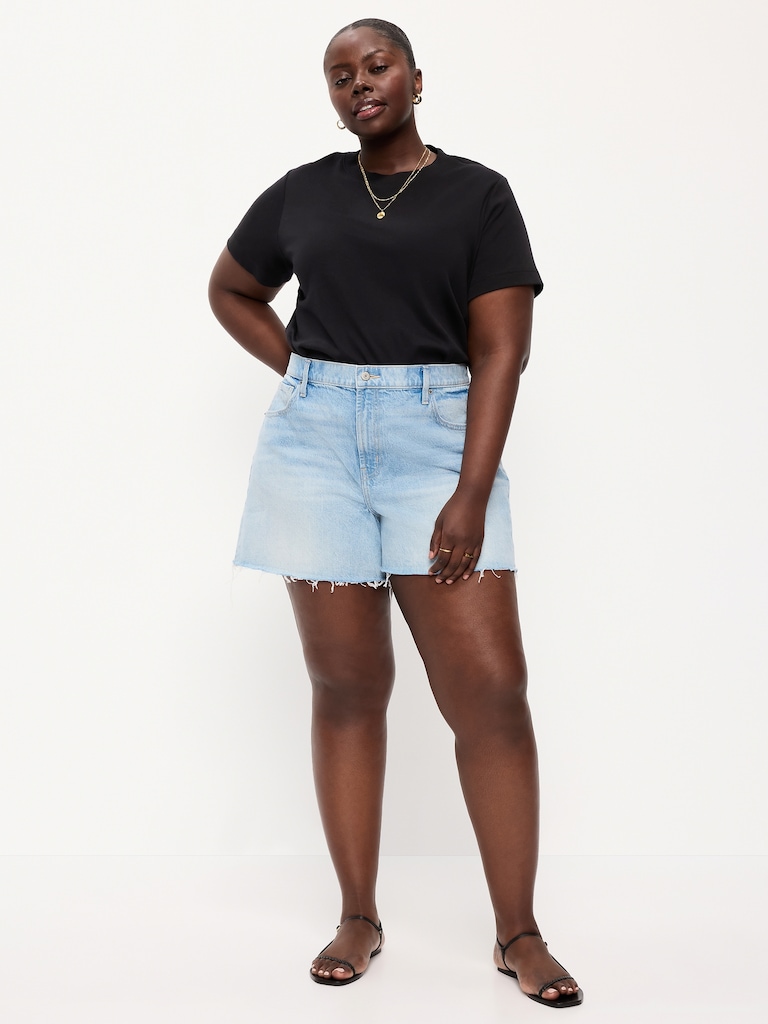 Curvy High-Waisted Baggy Jean Cut-Off Shorts -- 5-inch inseam